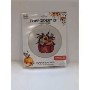 NEW Pumpkin Bouquet Embroidery Kit Fabric Editions 6” Halloween Fall